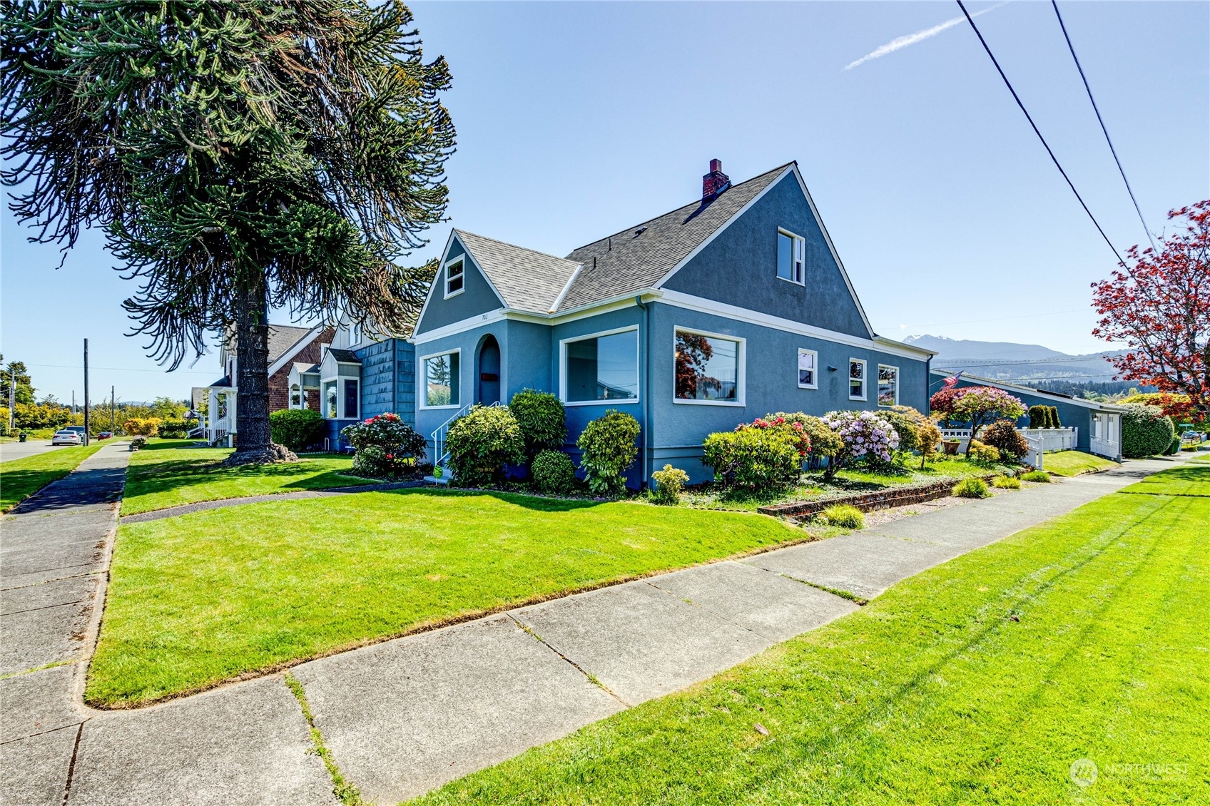 Property Photo: 702 Caroline Street WA 98362