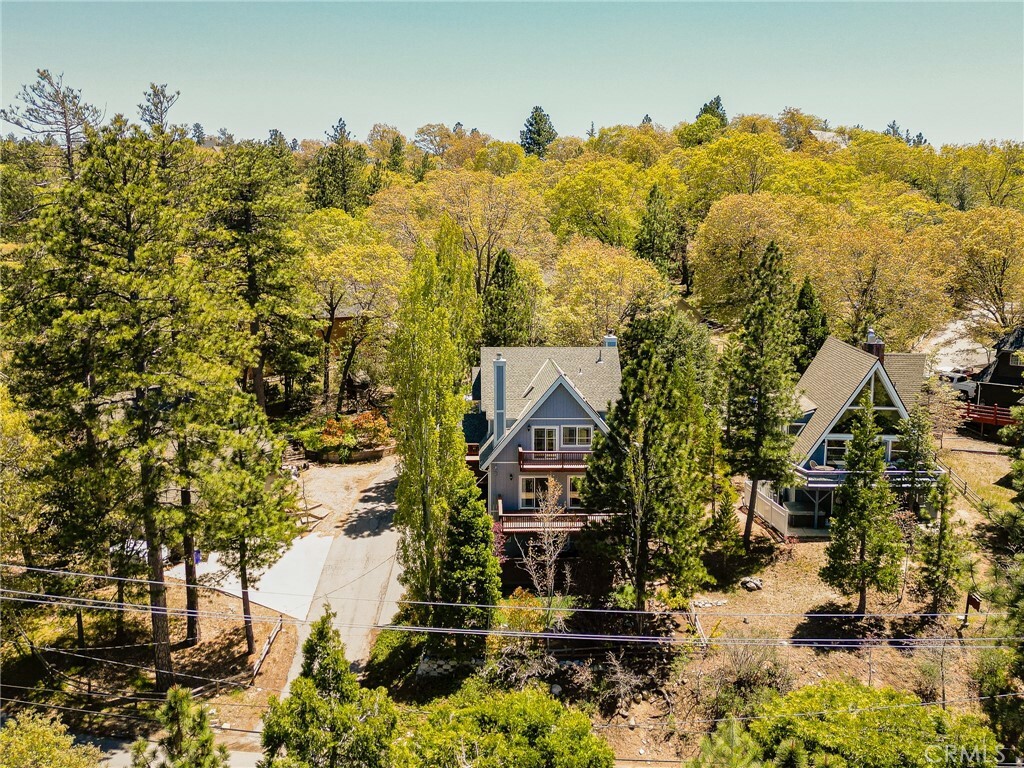 Property Photo: 1383 Calgary Drive CA 92352