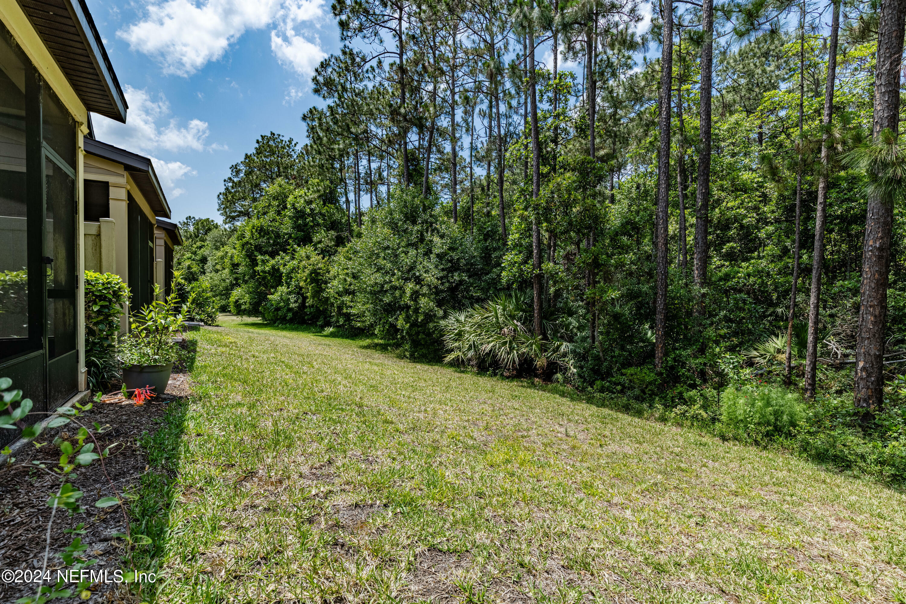 Property Photo:  6991 Coldwater Drive  FL 32258 