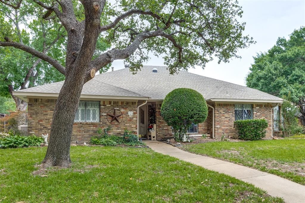 Property Photo: 9755 Burleson Drive TX 75243