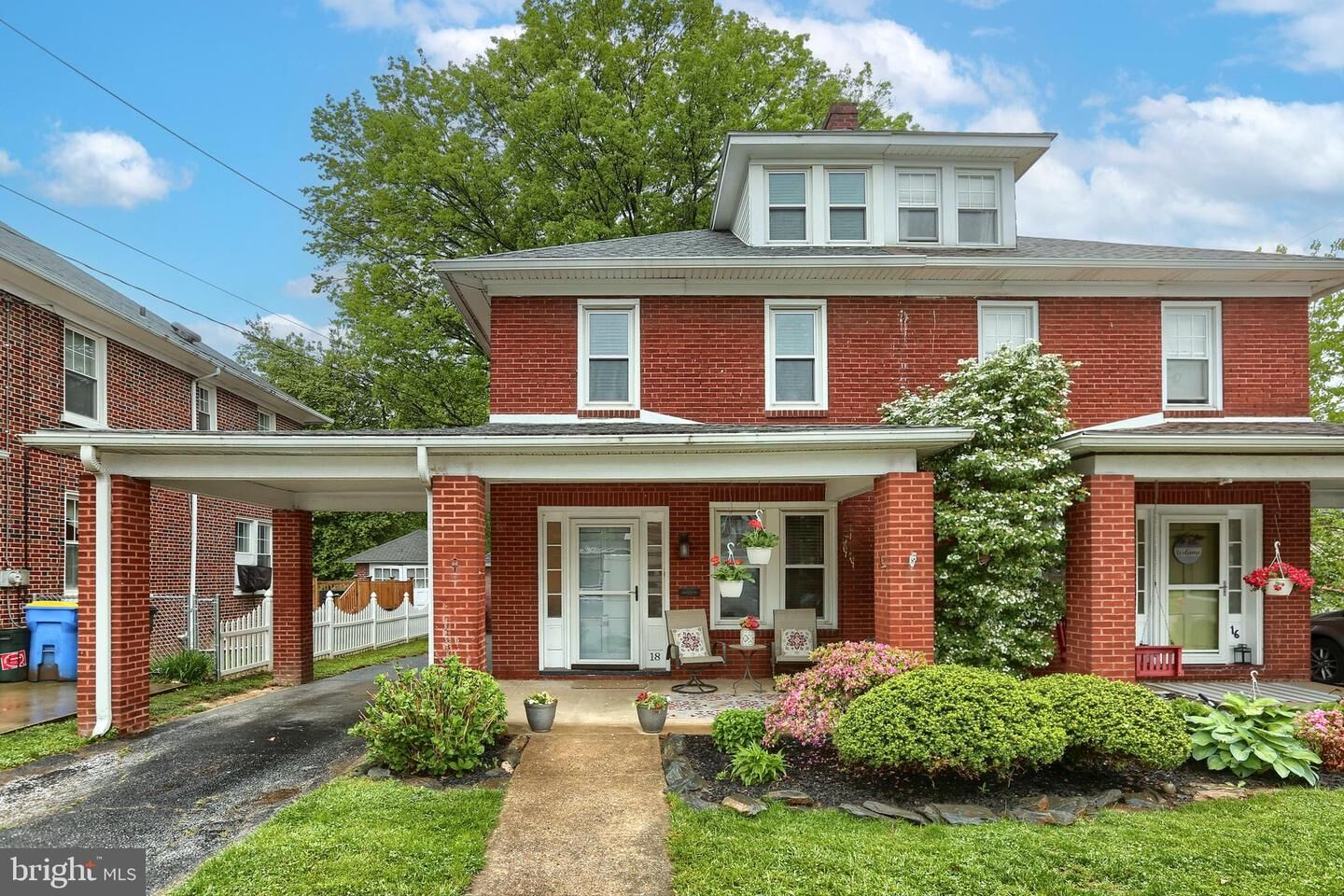 Property Photo:  18 S Rockburn Street  PA 17402 