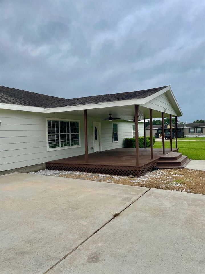 Property Photo: 3222 Fm 646 Road N TX 77510