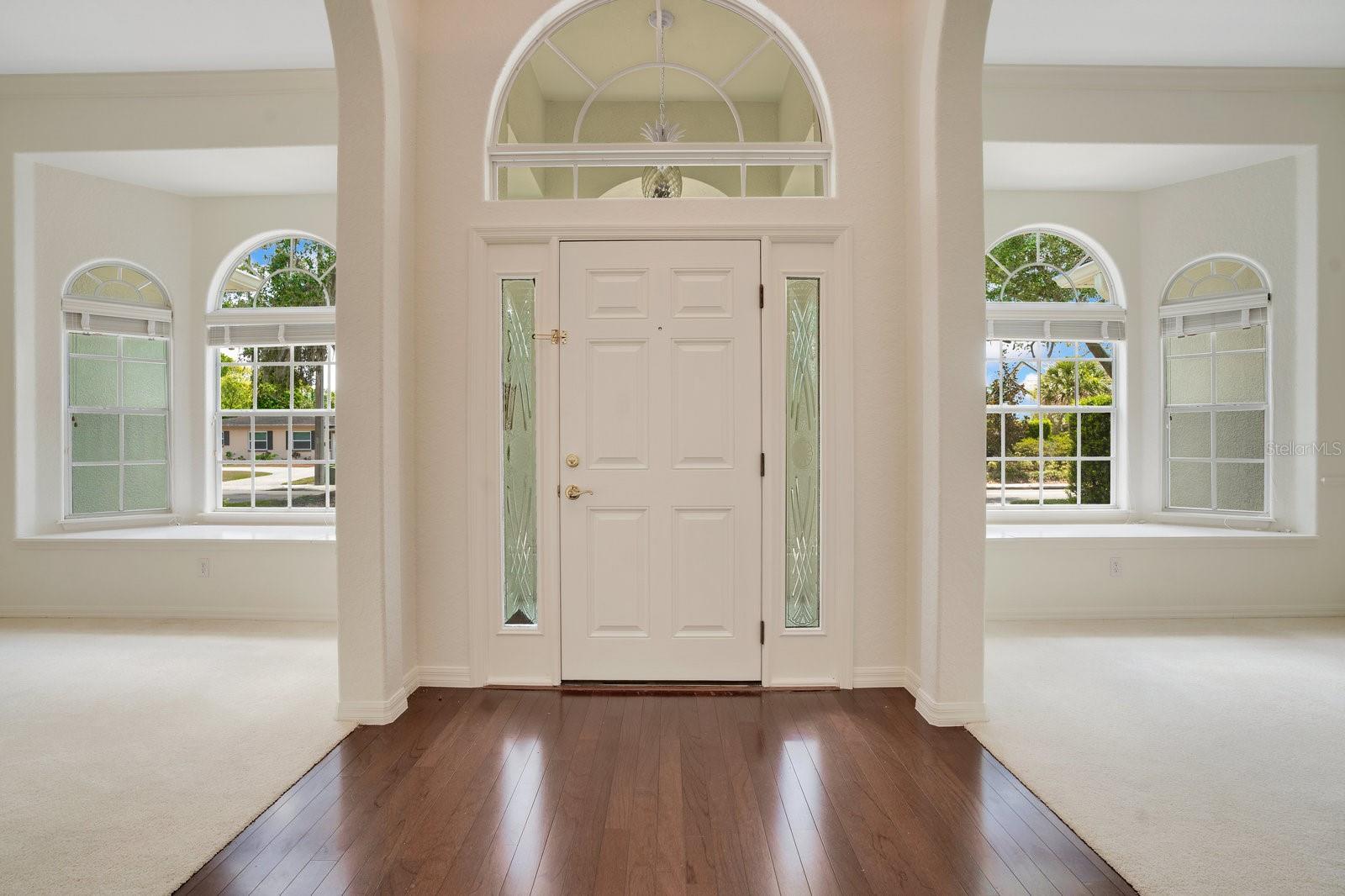 Property Photo: 1503 Palmer Avenue FL 32789