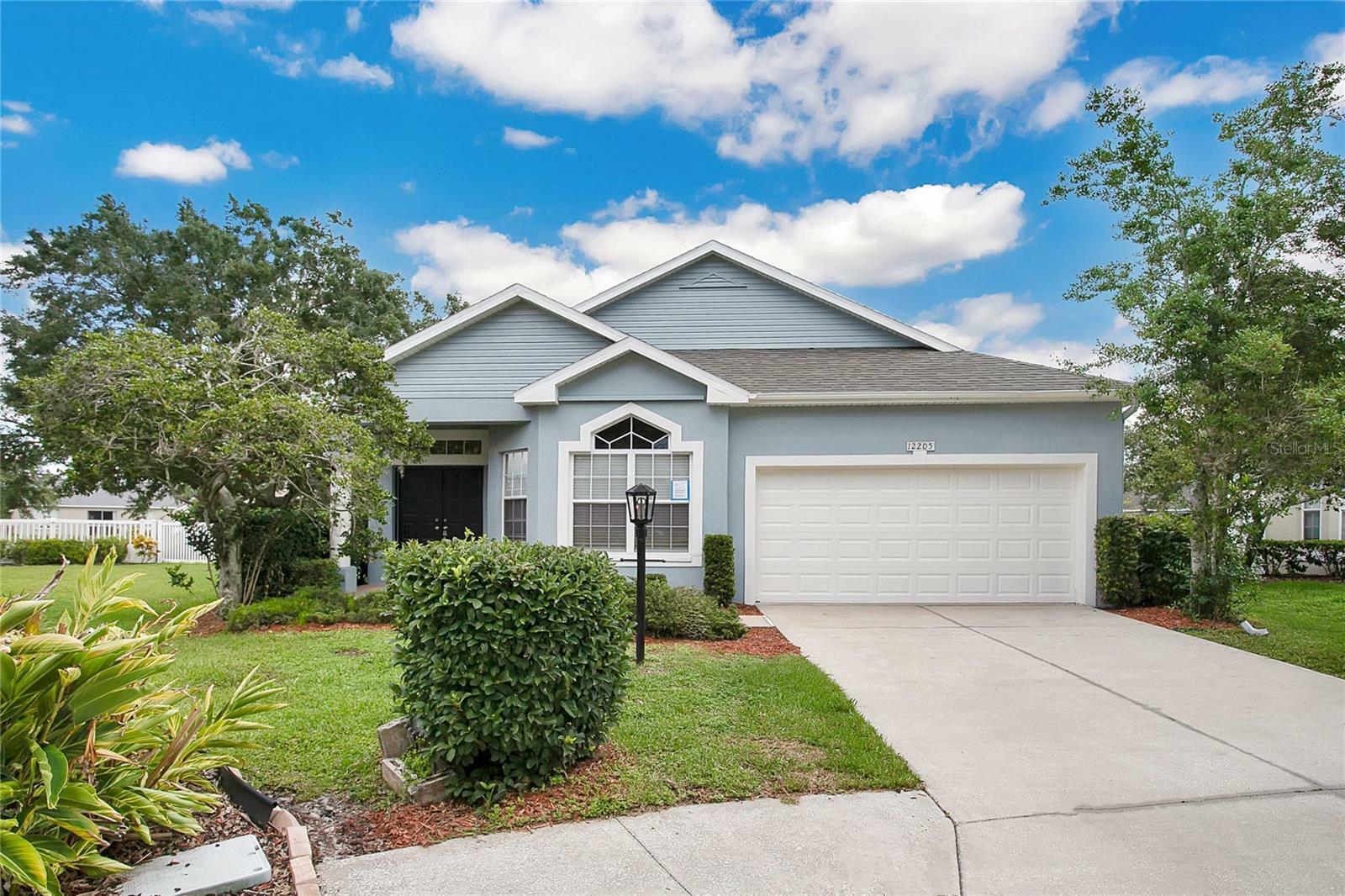 Property Photo:  12205 Hollybush Terrace  FL 34202 