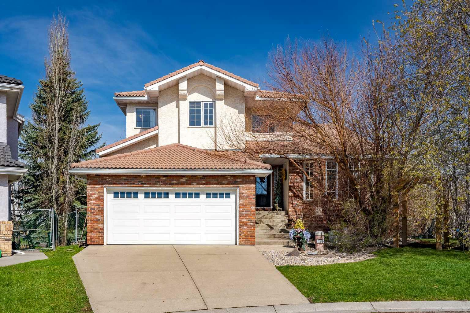 224 Hampshire Court NW  Calgary AB T3A 4Y4 photo