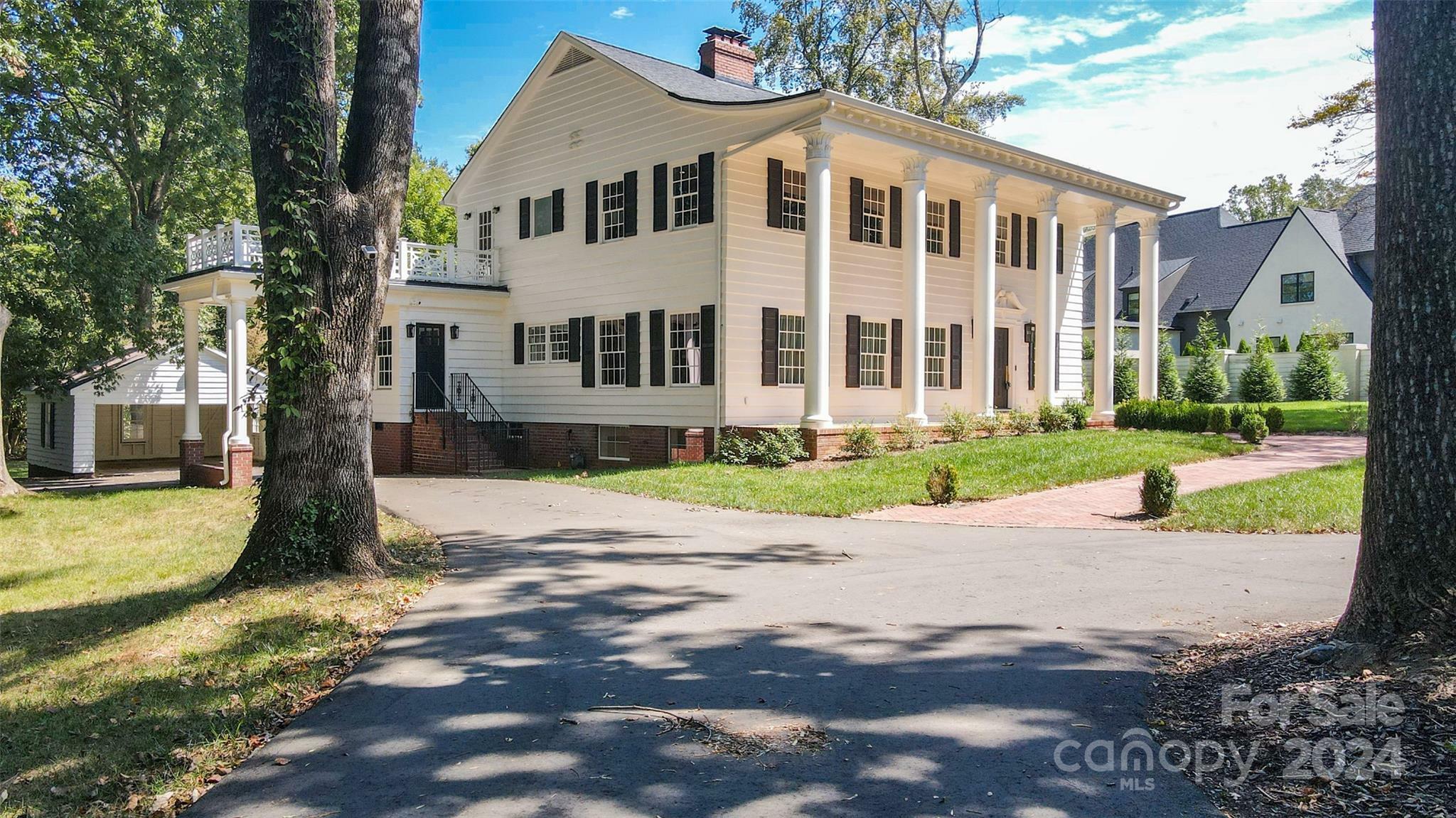 Property Photo:  4725 Providence Road  NC 28226 