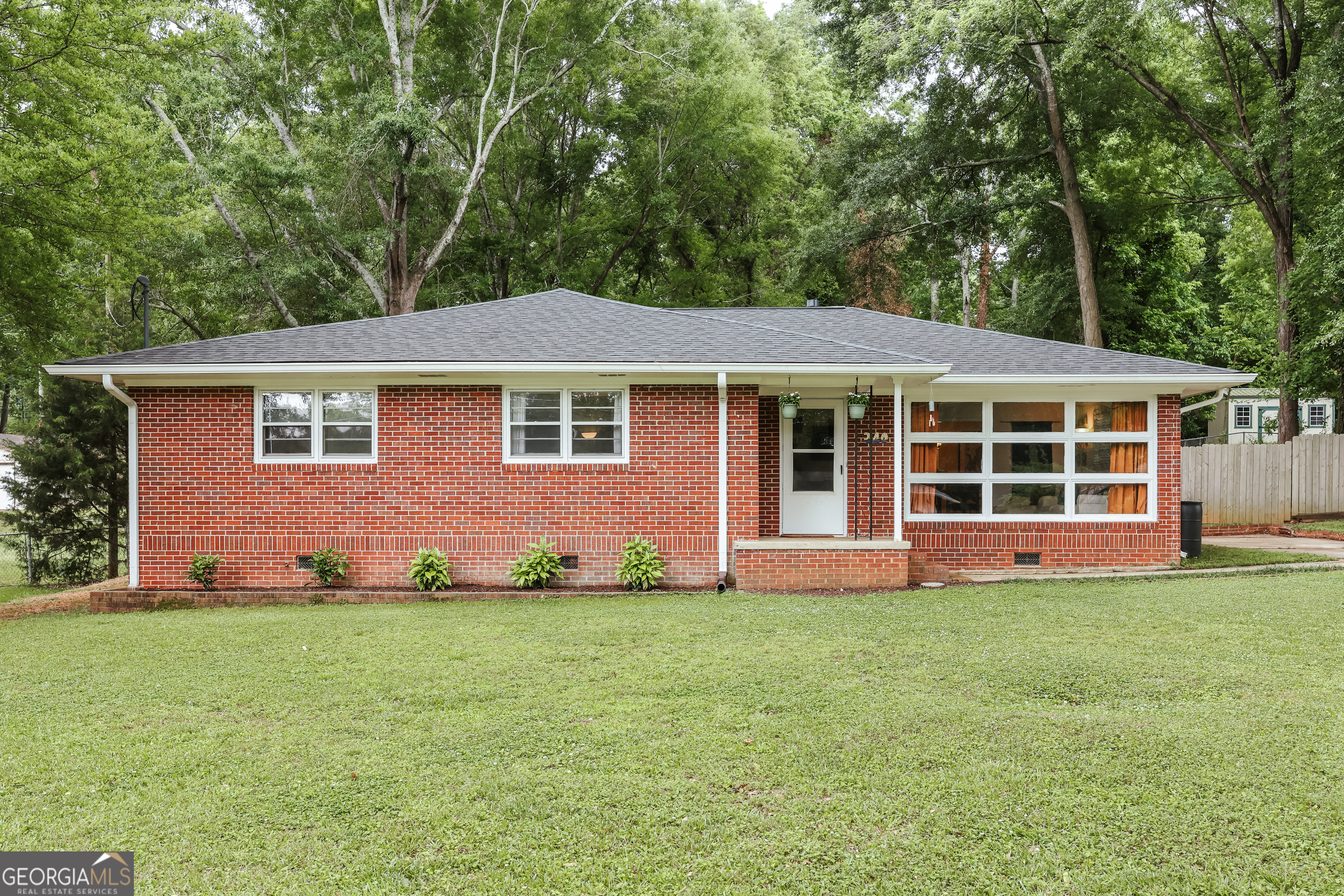 Property Photo:  240 Janice Drive  GA 30606 