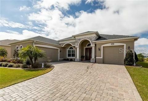 Property Photo: 8339 Bridgeport Bay Circle FL 32757