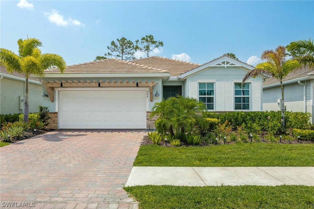 Property Photo:  299 Tamarindo Lane  FL 34114 