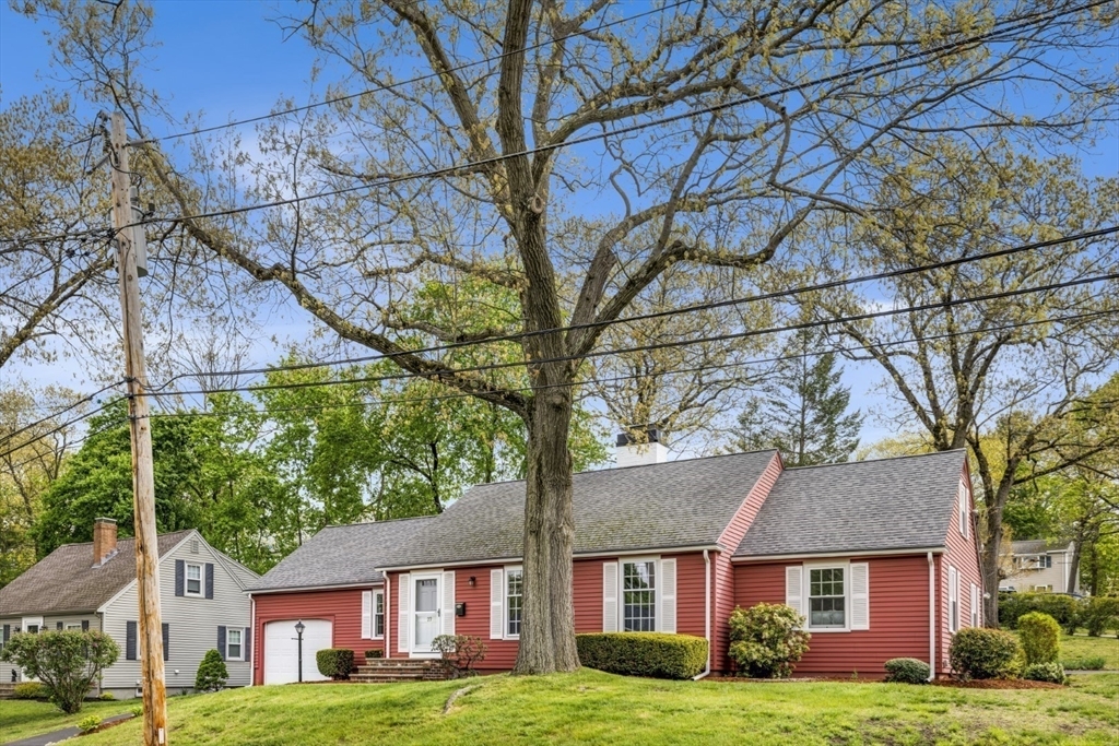 Property Photo:  27 Longfellow Road  MA 01867 