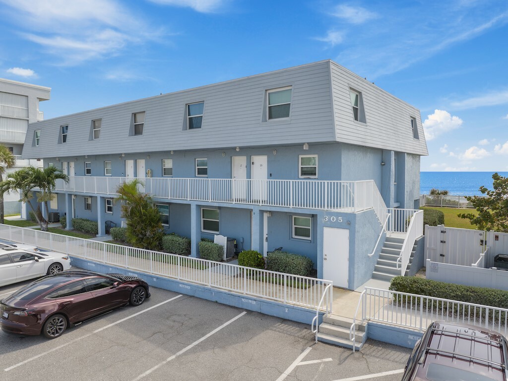 Property Photo:  305 Highway A1a 12  FL 32937 