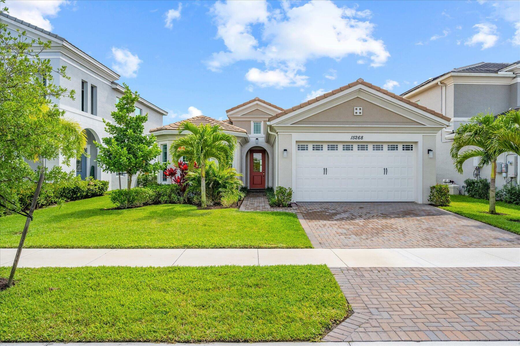 Property Photo:  15268 Goldfinch Circle  FL 33470 