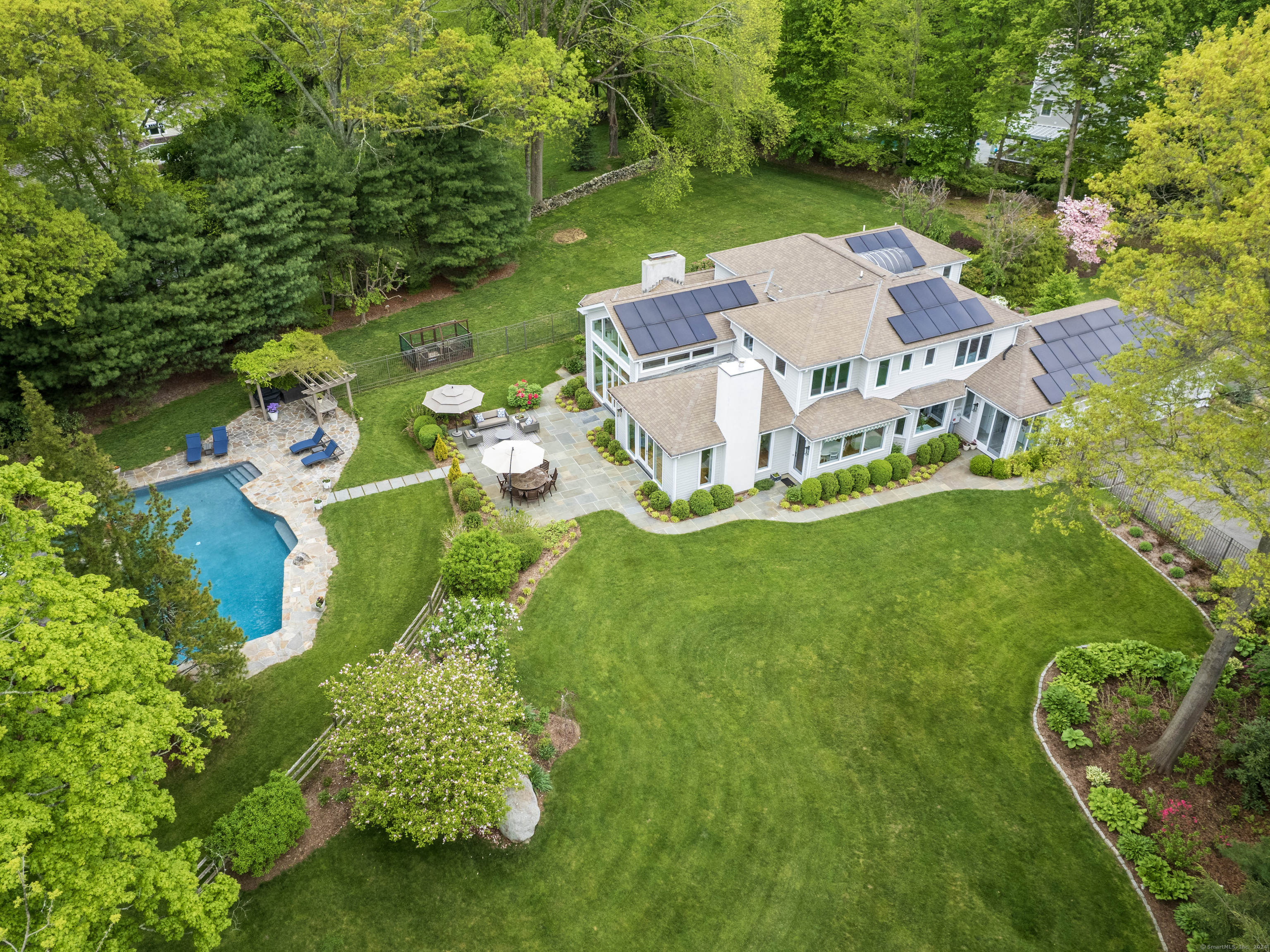 Property Photo: 15 Darbrook Road CT 06880