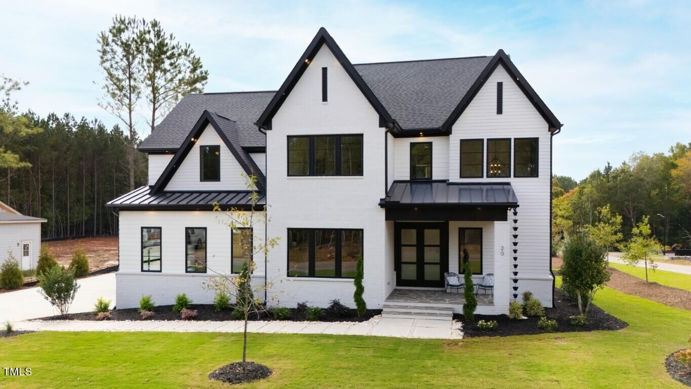 Property Photo: 20 Chestnut Oak Drive NC 27596