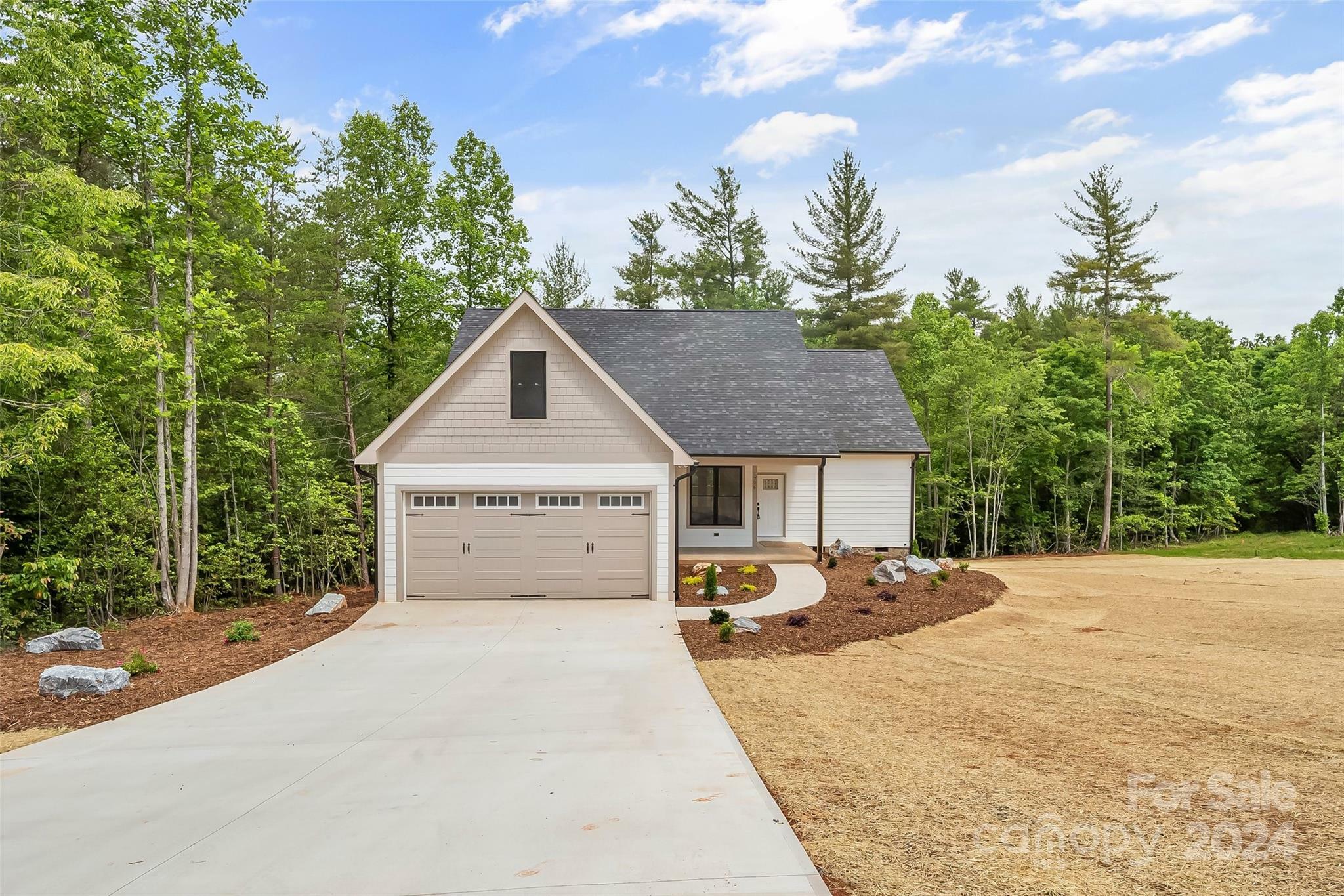 Property Photo:  1726 Plantation Loop  NC 28655 