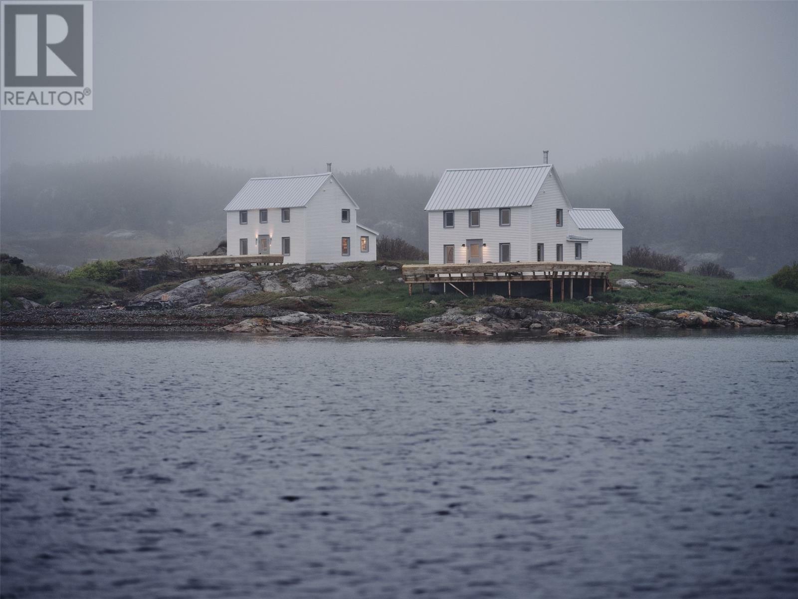 18-20 Burden'S Point  Salvage NL A0G 3X0 photo