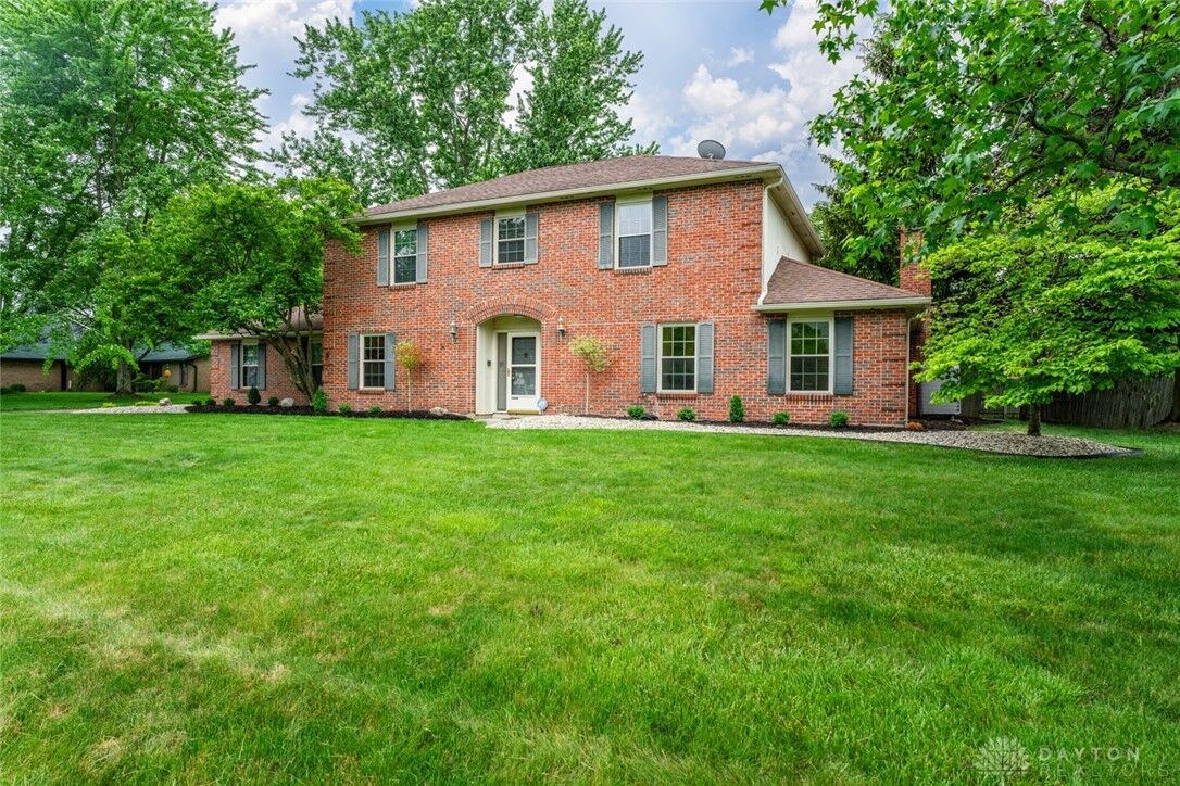 Property Photo: 10033 Settlement House Road OH 45458