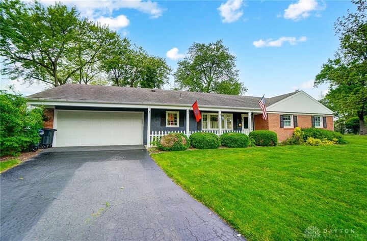 209 Anton Court  Centerville OH 45458 photo