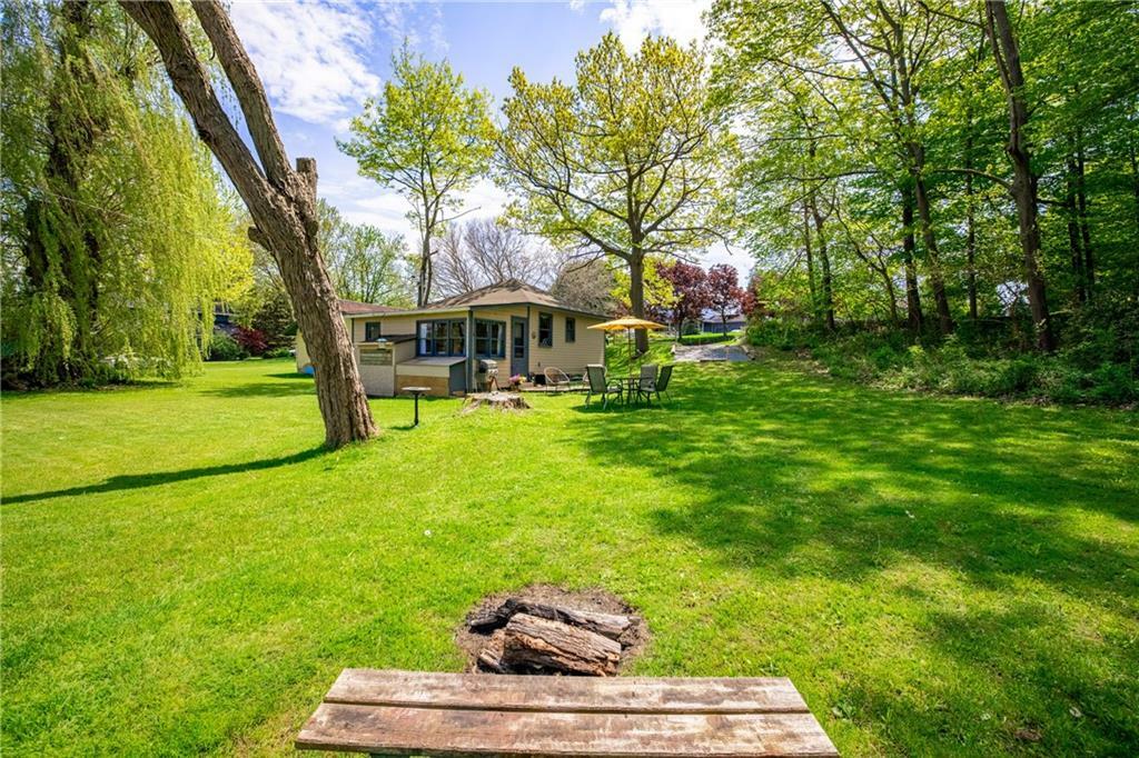 Property Photo: 10340 Lakeshore Road W ON L3K 5V4