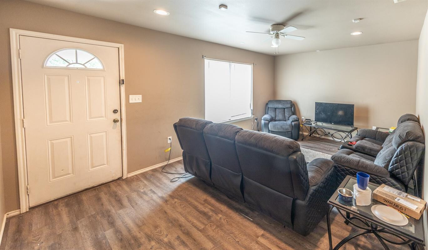 Property Photo: 4702 Ave C TX 79404