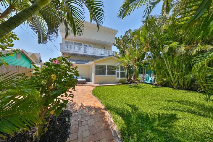 Property Photo:  13004 Boca Ciega Avenue  FL 33708 
