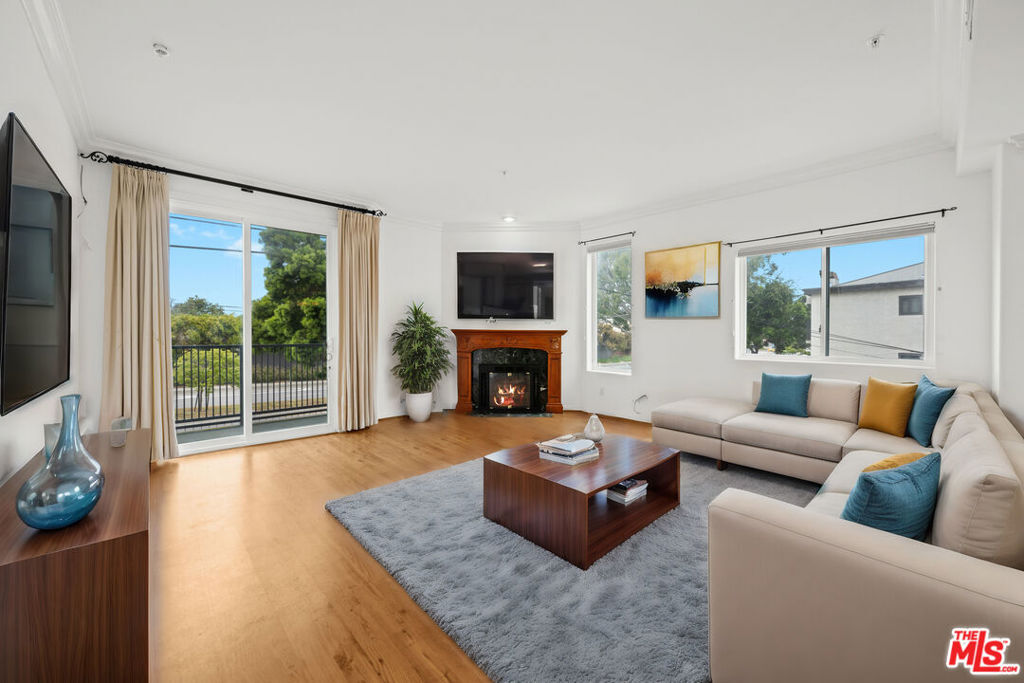 Property Photo: 6645 W 86th Place 203 CA 90045