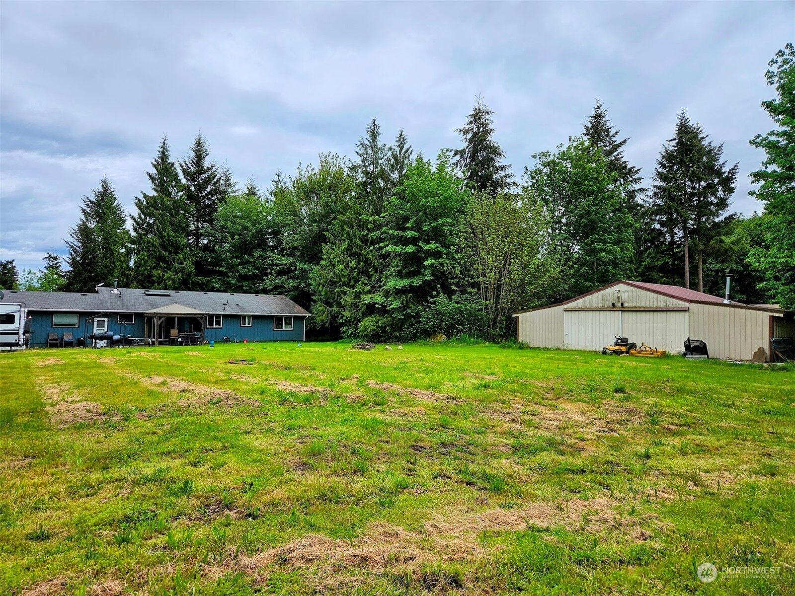 Property Photo:  18331  149th Lane SE  WA 98597 