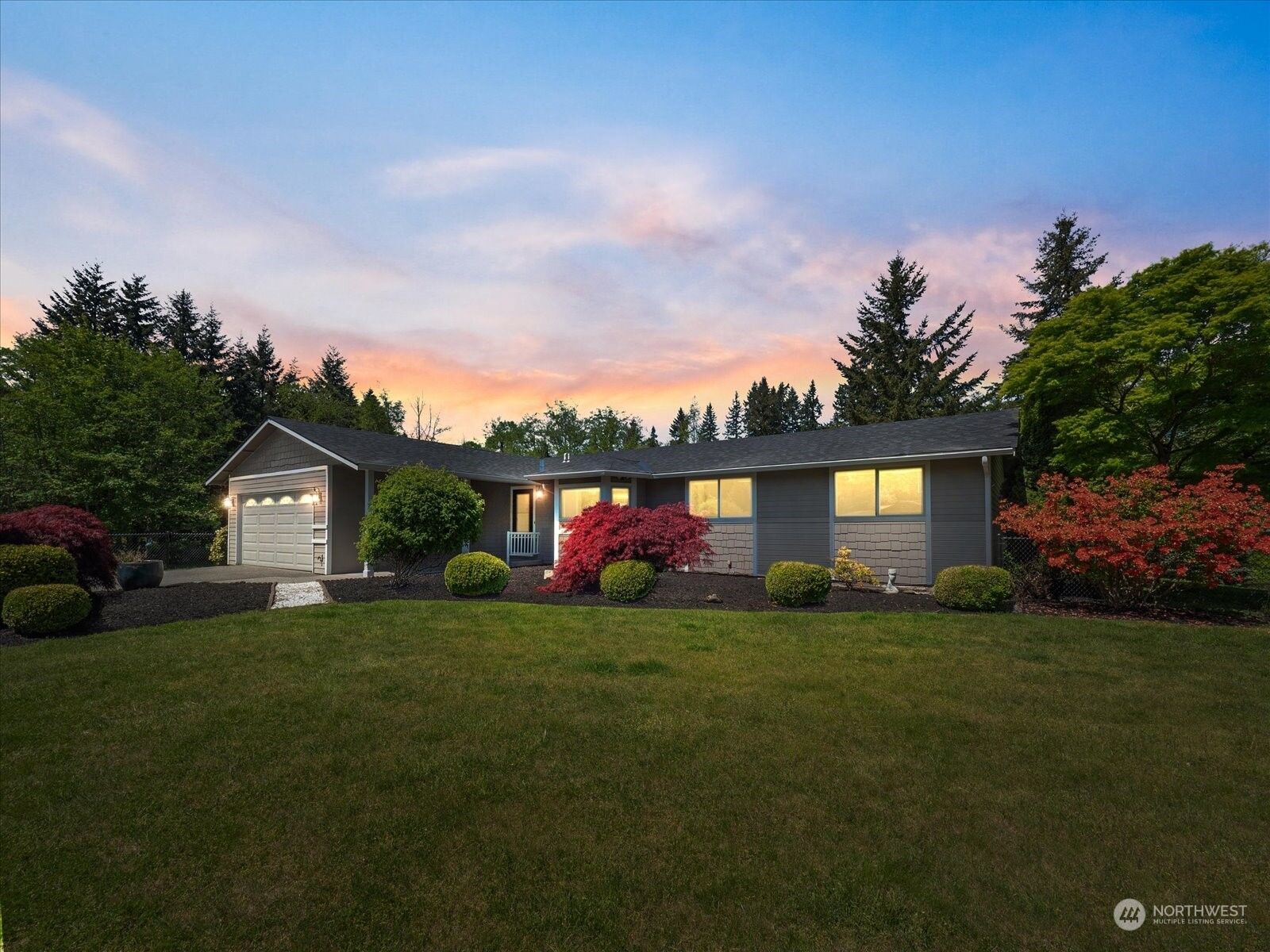 Property Photo:  16824 Snohomish Avenue  WA 98296 