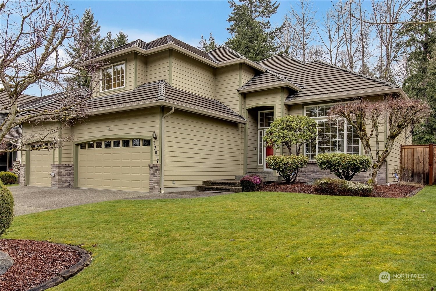 Property Photo:  17817 87th Avenue E  WA 98375 