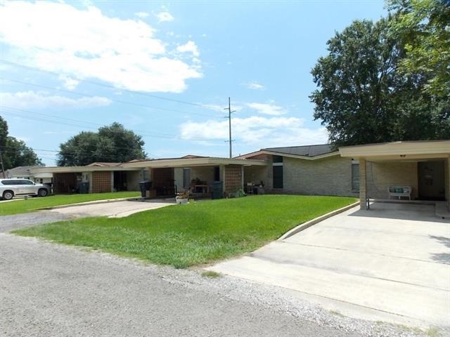 Property Photo:  4001 Harrison Ave  TX 77619 