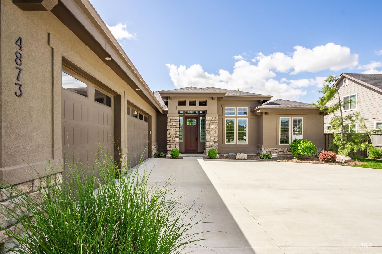 3 bed Eagle home for sale 4873 W Piaffe Dr, Eagle, ID 83616