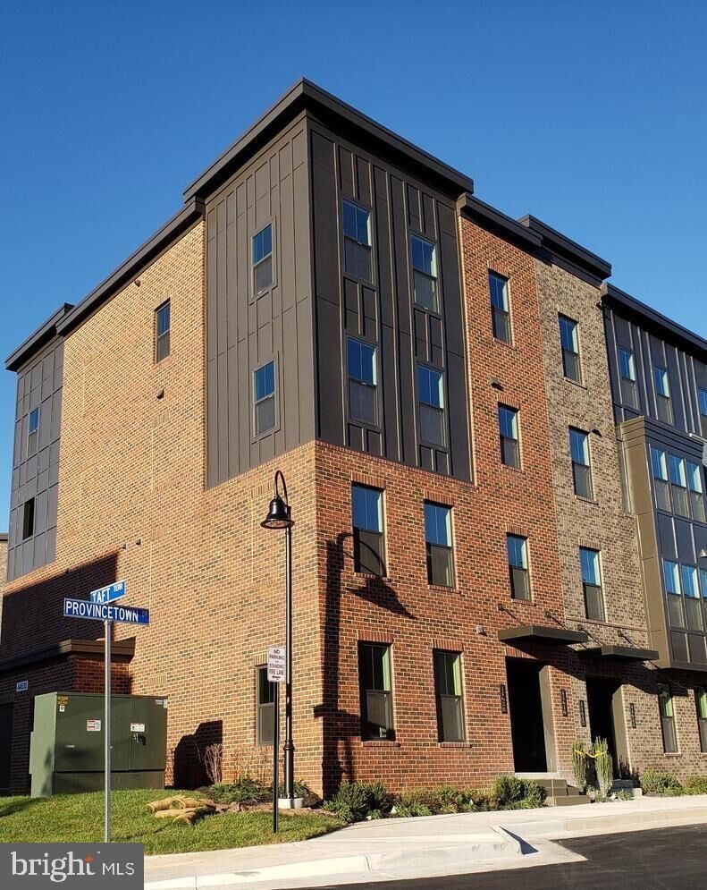 Property Photo:  44638 Provincetown Drive  VA 20147