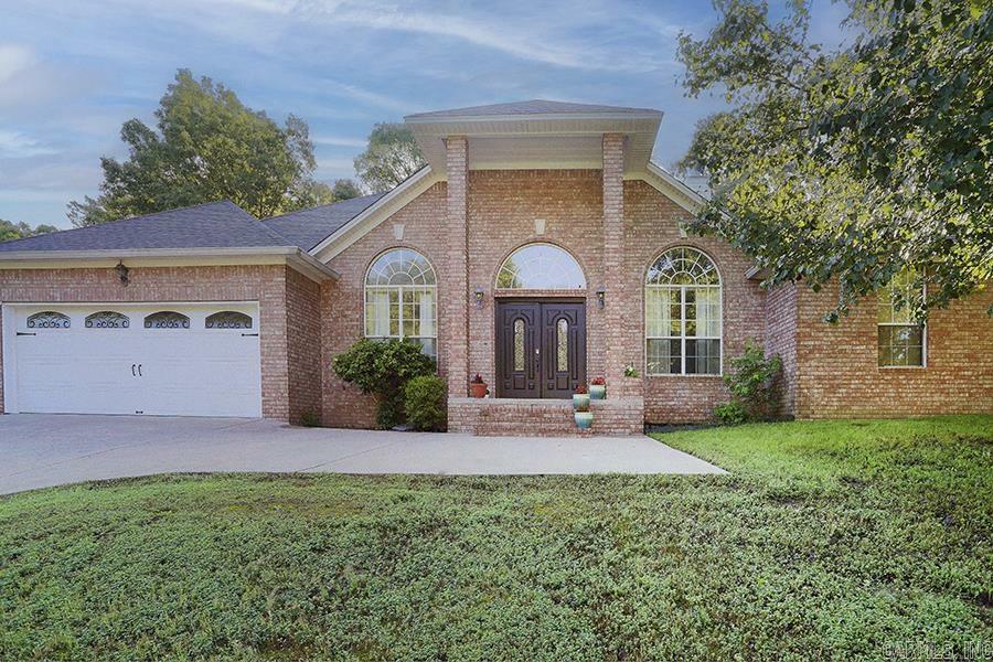 Property Photo:  1104 River Oaks Drive  AR 72015 