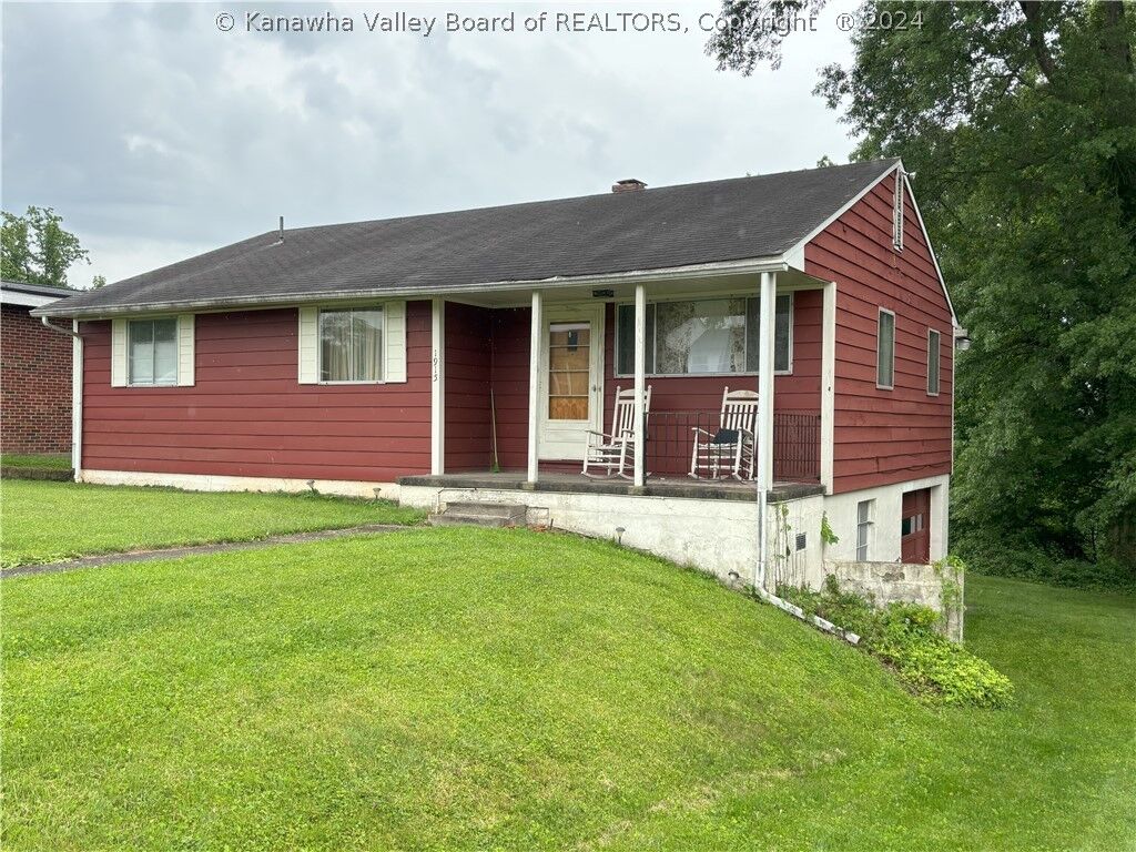 Property Photo: 1915 Bona Vista Drive WV 25311