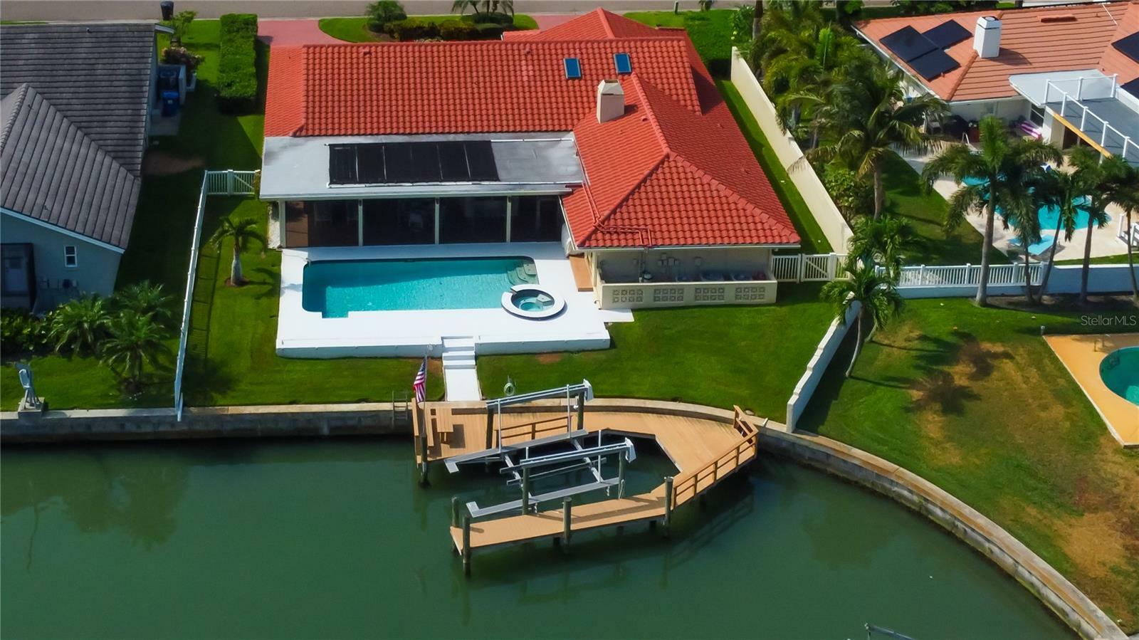 Property Photo: 4981 61st Avenue S FL 33715