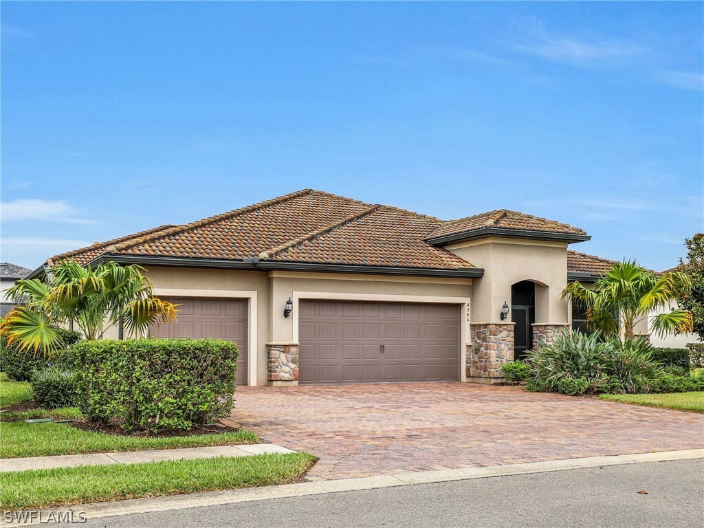 Property Photo:  4946 Seton Way  FL 34142 