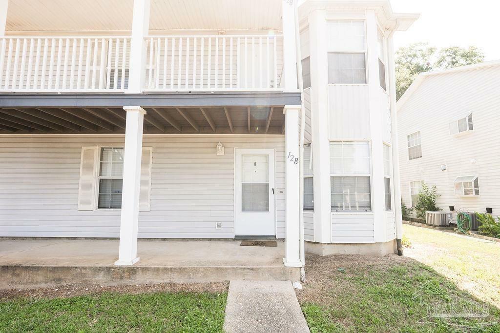 Property Photo:  1500 Johnson Ave 128  FL 32514 