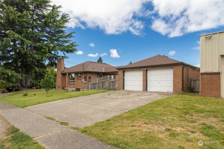 Property Photo:  5245  A Street  WA 98408 