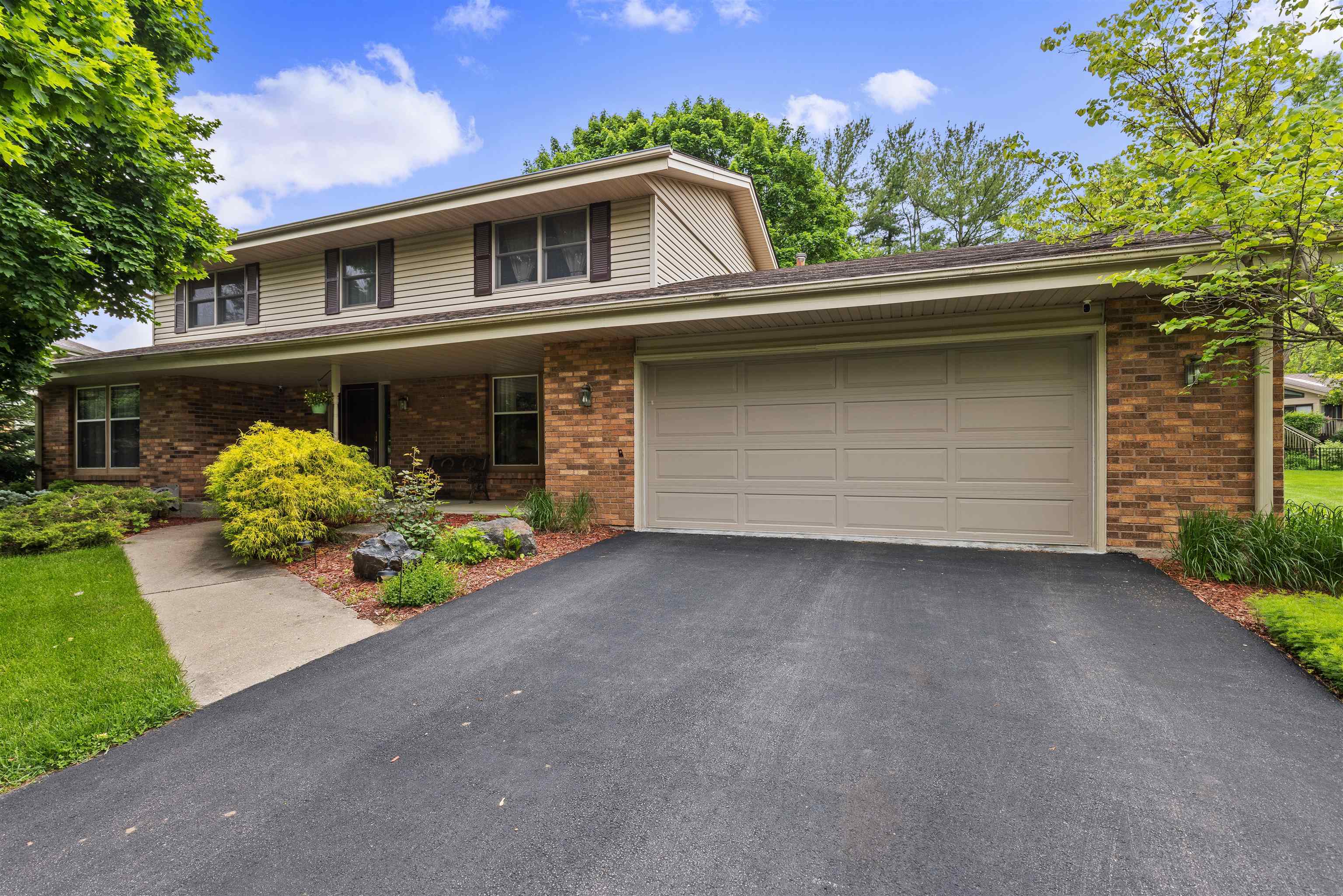 Property Photo:  5561 Crittenden Circle  IL 61107 