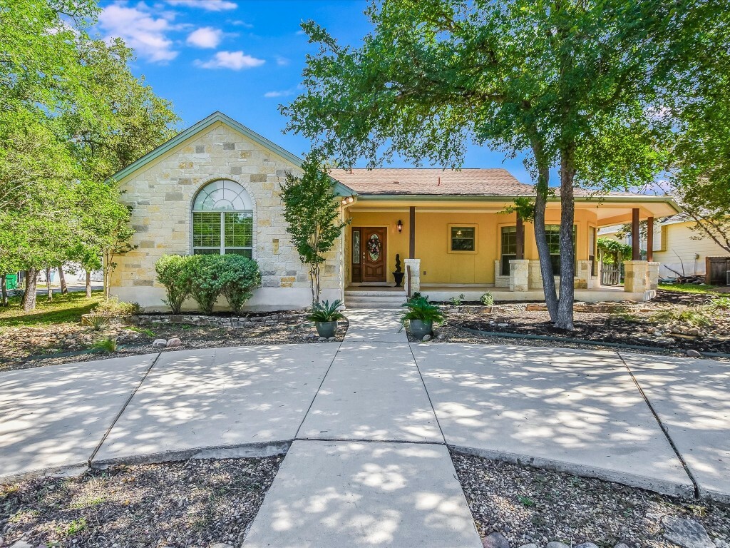 Property Photo:  1 Woodview Court  TX 78676 