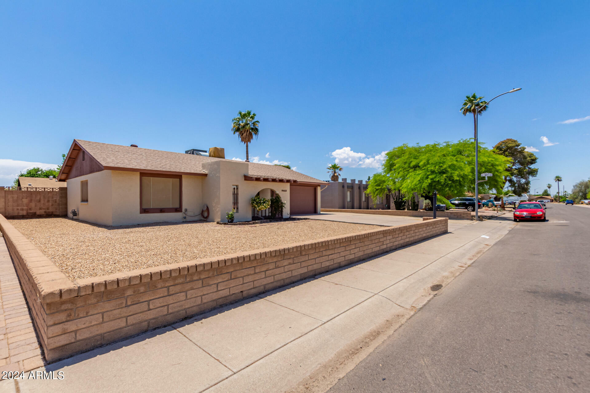 Property Photo:  4055 W Yucca Street  AZ 85029 