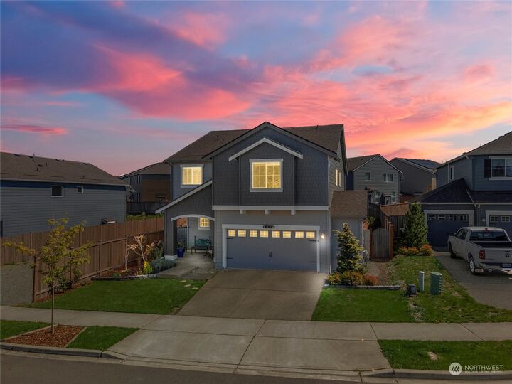 Property Photo:  2910  Cassius Street NE  WA 98516 