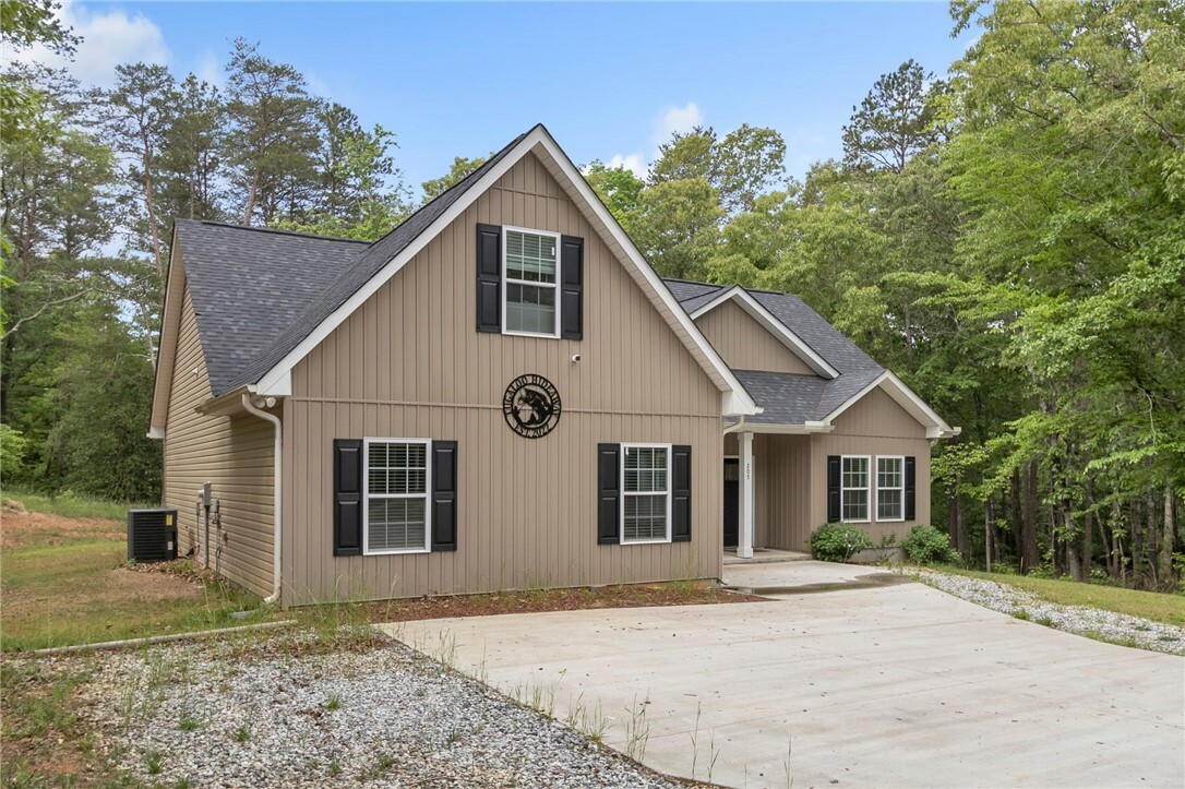 Property Photo:  205 Tabor Ramp Road  SC 29693 