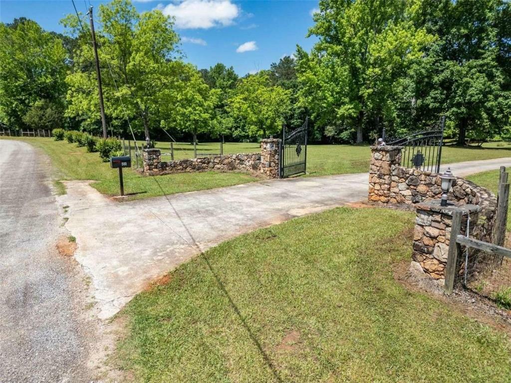 Property Photo:  500 Cochran Road  GA 30014 