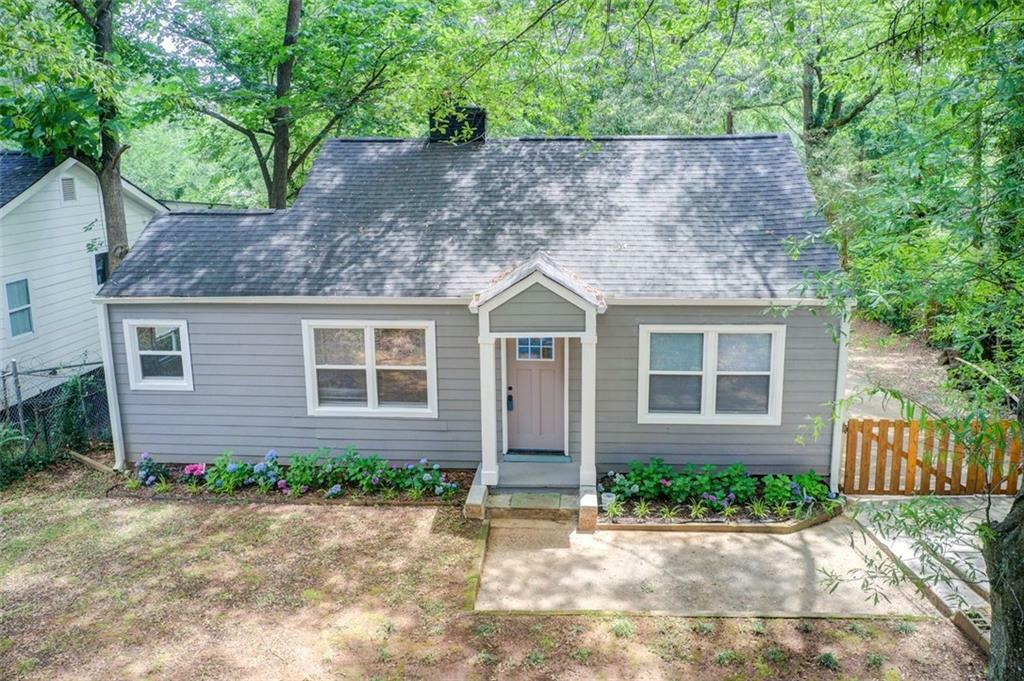 Property Photo:  1902 Canterbury Street  GA 30032 