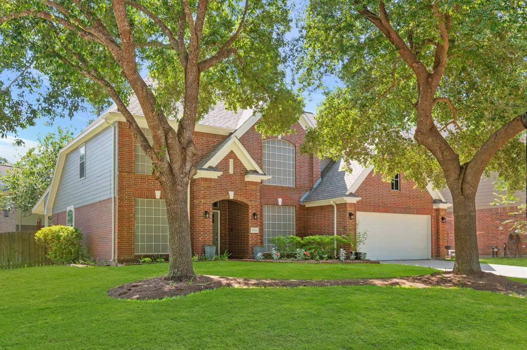 Property Photo: 31730 Midlake Park TX 77385