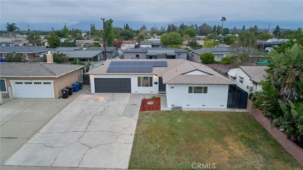 Property Photo:  1147 E Highland Court  CA 91764 