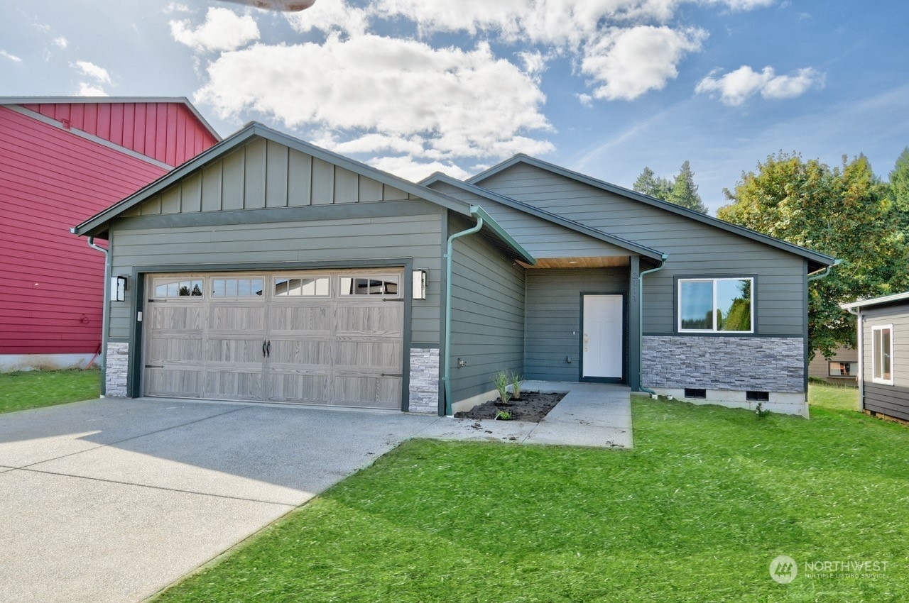 Property Photo:  2118 Hawks View Lane  WA 98596 