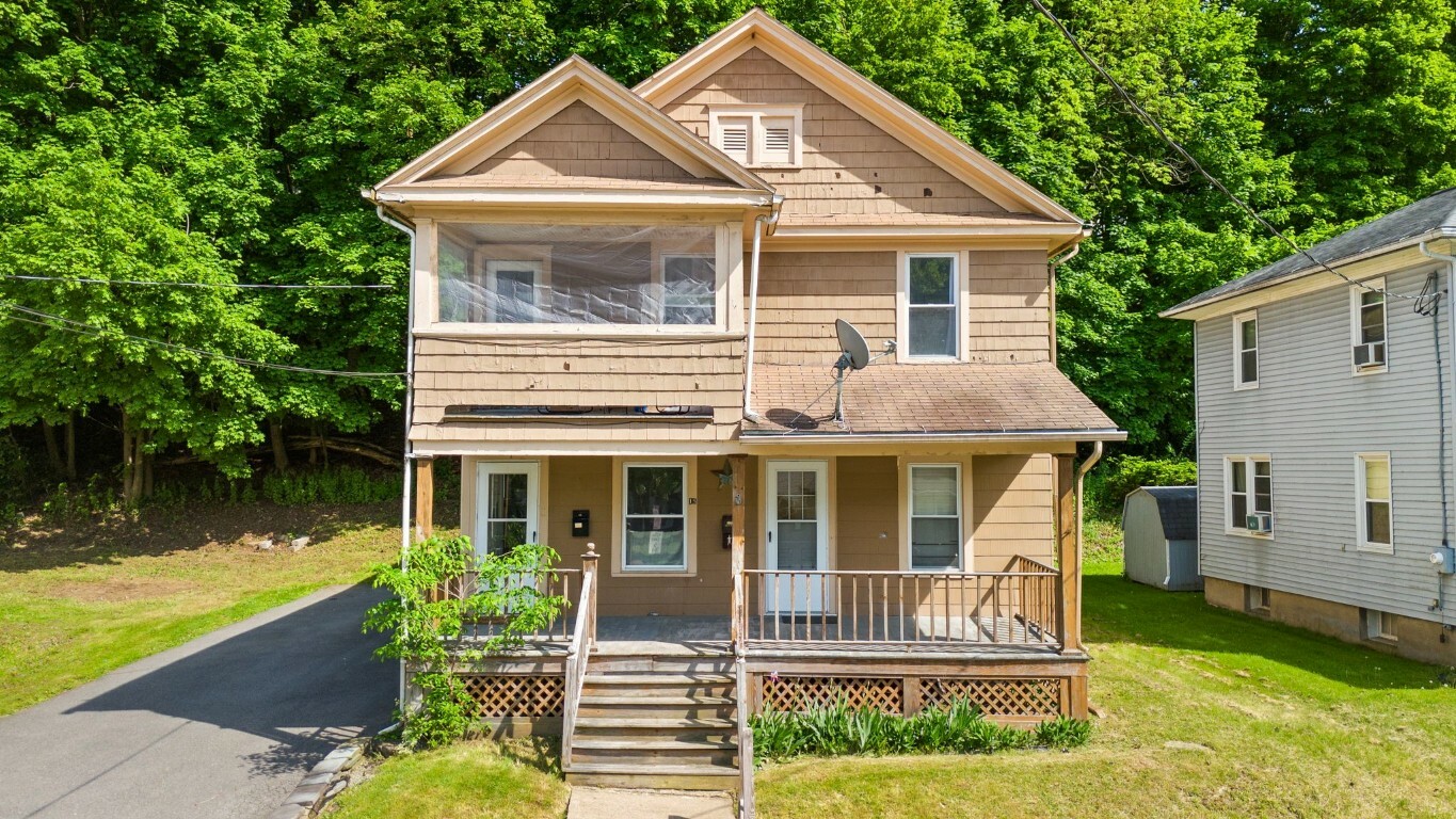 Property Photo:  15 Bayless Avenue  NY 13903 