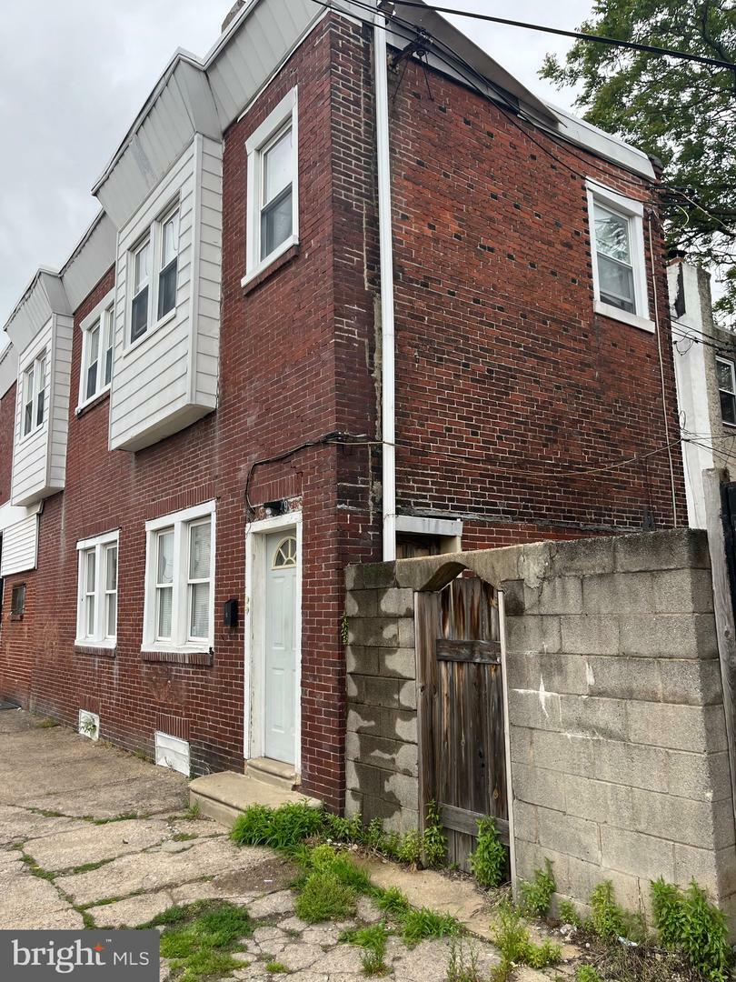 Property Photo:  2749 S Sheridan Street  PA 19148 